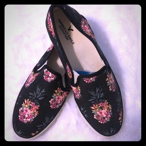 American Eagle Slide Sneakers